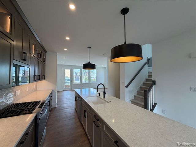 107 Bridle 54, Northville, MI 48167