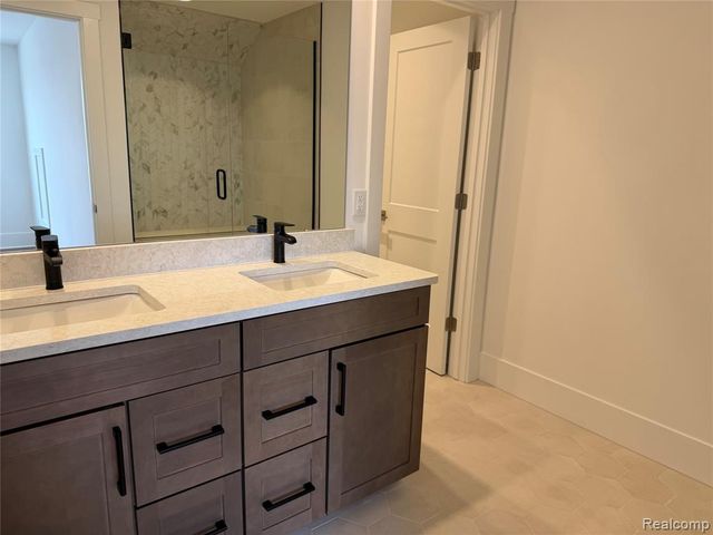 107 Bridle 54, Northville, MI 48167