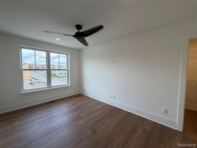 107 Bridle 54, Northville, MI 48167