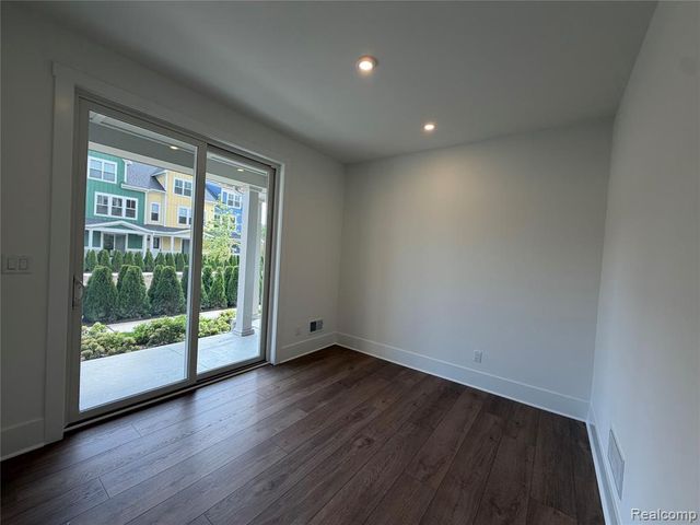 107 Bridle 54, Northville, MI 48167