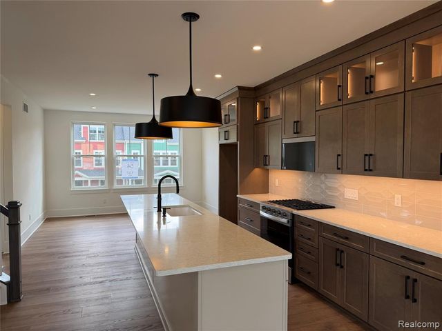 107 Bridle 54, Northville, MI 48167