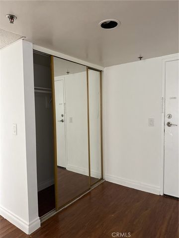 1426 N Sierra Bonita, Los Angeles, CA 90046