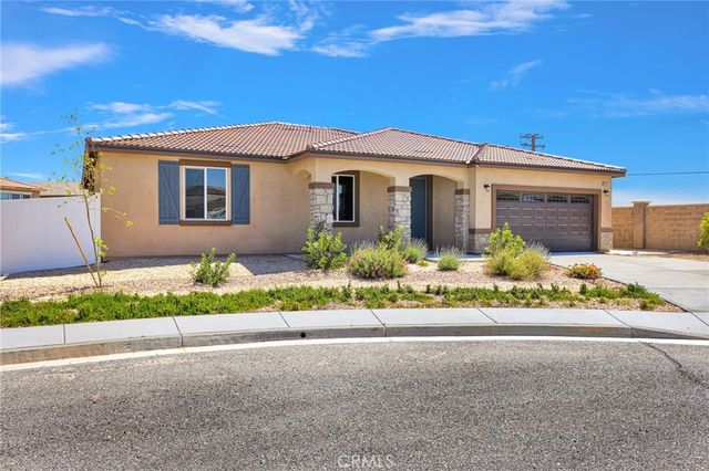 8507 Stockton Avenue, Hesperia, CA 92344