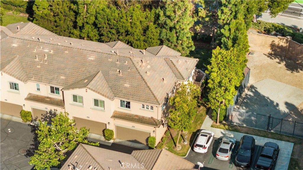Image 37 of property listing at 40 Trailing Vine, Irvine, CA 92602
