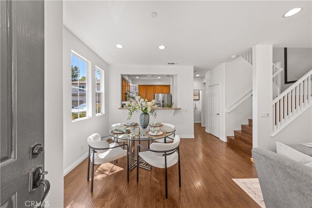 Image 8 of property listing at 40 Trailing Vine, Irvine, CA 92602