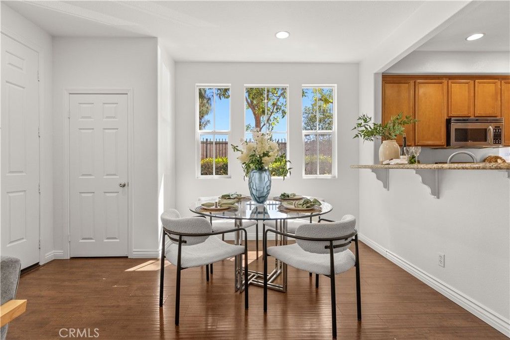 Image 9 of property listing at 40 Trailing Vine, Irvine, CA 92602
