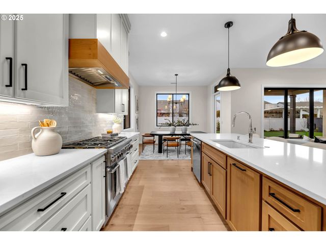 17716 Ne 25th Ct, Ridgefield, WA 98642