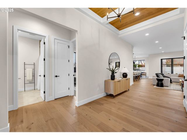 17716 Ne 25th Ct, Ridgefield, WA 98642