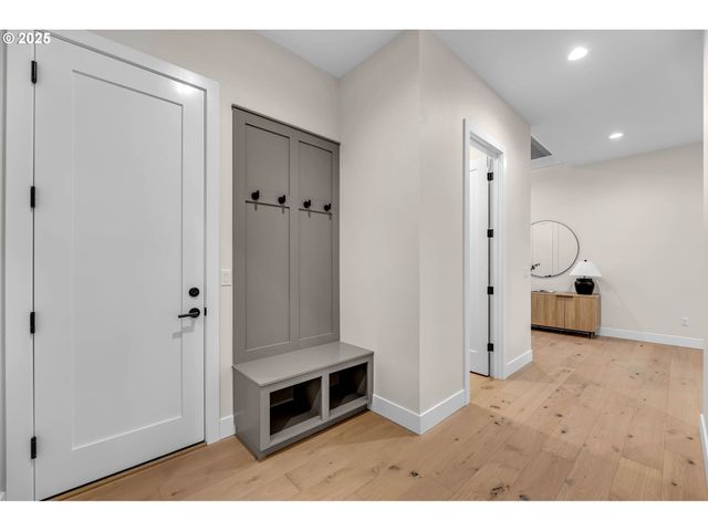 17716 Ne 25th Ct, Ridgefield, WA 98642