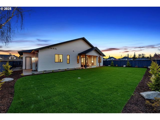 17716 Ne 25th Ct, Ridgefield, WA 98642