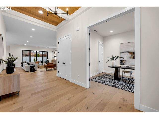 17716 Ne 25th Ct, Ridgefield, WA 98642