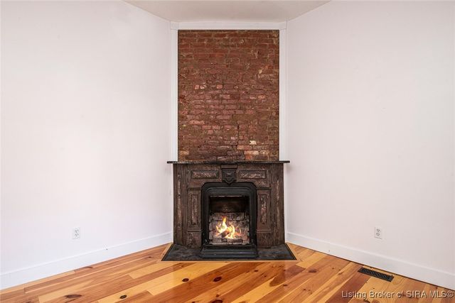 2124 E Oak Street, New Albany, IN 47150