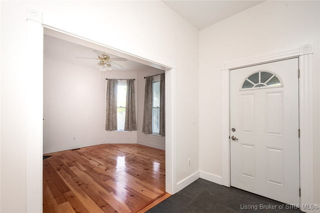 2124 E Oak Street, New Albany, IN 47150