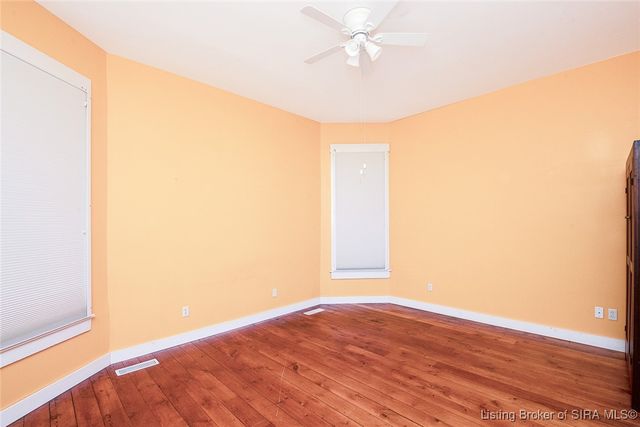 2124 E Oak Street, New Albany, IN 47150