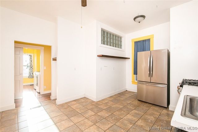 2124 E Oak Street, New Albany, IN 47150