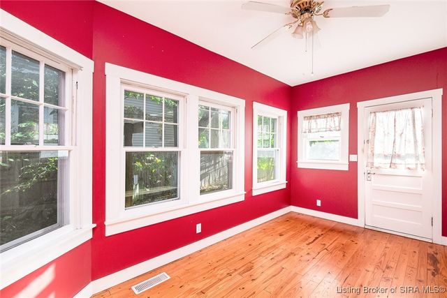 2124 E Oak Street, New Albany, IN 47150