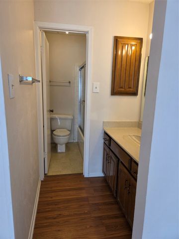 333 Melrose Drive 14C, Richardson, TX 75080