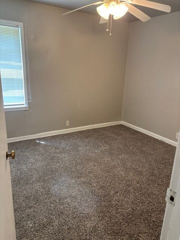 501 Center Street, Whitesboro, TX 76273