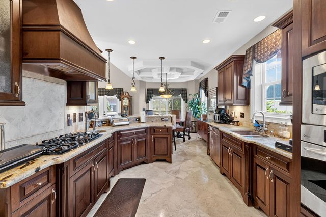 969 Bluffview Dr., Myrtle Beach, SC 29579