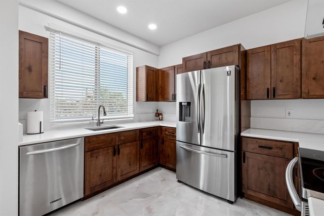 836 SE 20TH Avenue SE, Deerfield Beach, FL 33441