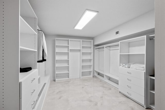 836 SE 20TH Avenue SE, Deerfield Beach, FL 33441