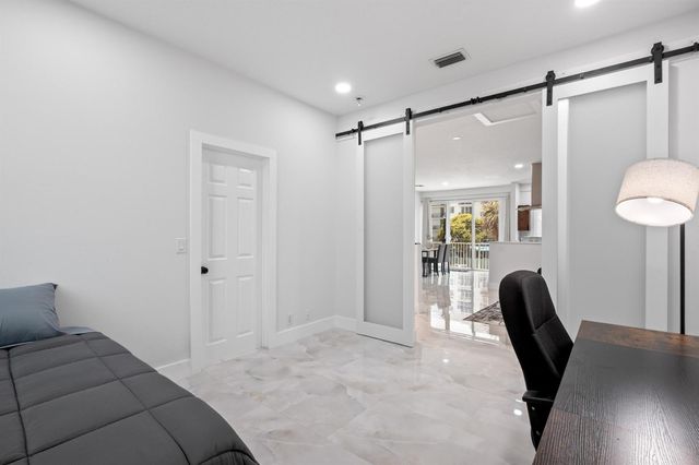 836 SE 20TH Avenue SE, Deerfield Beach, FL 33441