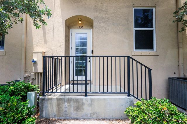 836 SE 20TH Avenue SE, Deerfield Beach, FL 33441