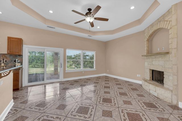 152 Lakeside DR, Bastrop, TX 78602