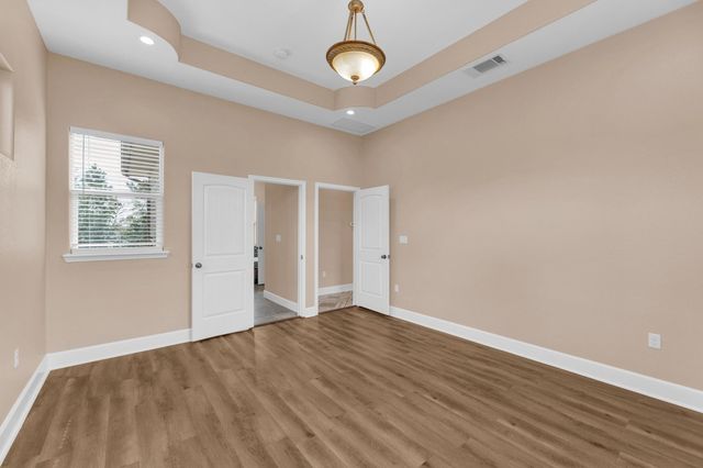 152 Lakeside DR, Bastrop, TX 78602
