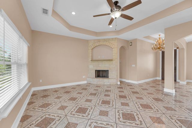 152 Lakeside DR, Bastrop, TX 78602