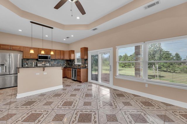 152 Lakeside DR, Bastrop, TX 78602