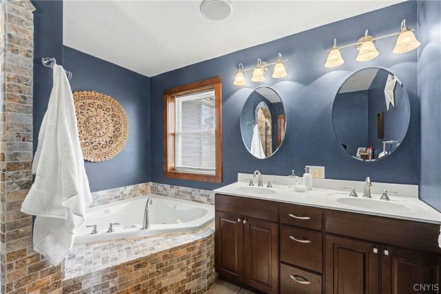 5017 West Lake Road, Fleming, NY 13021