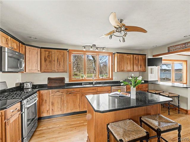 5017 West Lake Road, Fleming, NY 13021