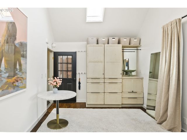 206 Ne 80TH Ave, Portland, OR 97213