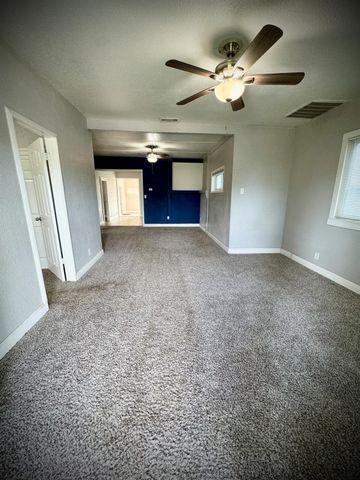 522 Wolfe Ave, Turlock, CA 95380
