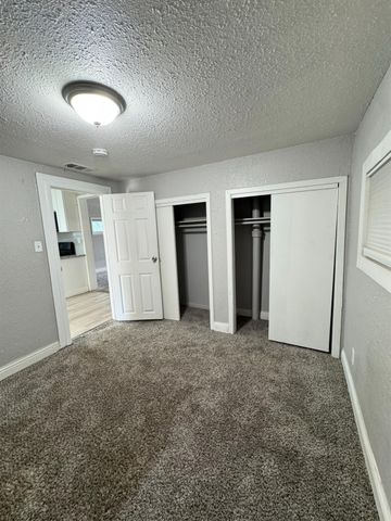 522 Wolfe Ave, Turlock, CA 95380