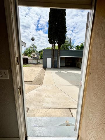 522 Wolfe Ave, Turlock, CA 95380
