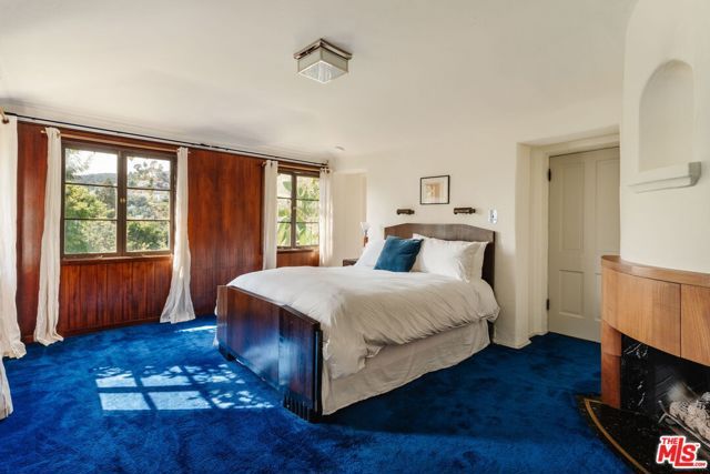 6740 Milner Road, Los Angeles, CA 90068