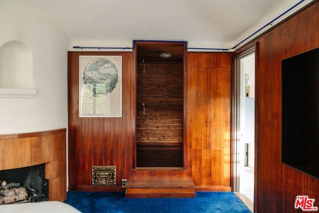 6740 Milner Road, Los Angeles, CA 90068