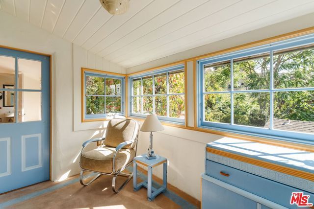 6740 Milner Road, Los Angeles, CA 90068