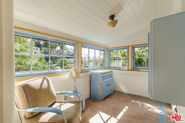 6740 Milner Road, Los Angeles, CA 90068