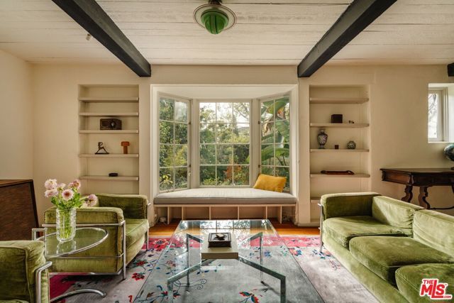 6740 Milner Road, Los Angeles, CA 90068