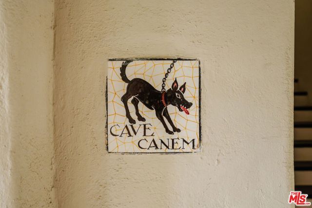 6740 Milner Road, Los Angeles, CA 90068