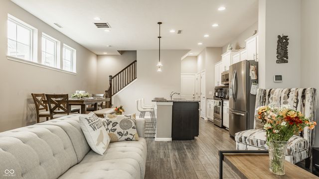 13276 E Lieder Way, Fishers, IN 46037
