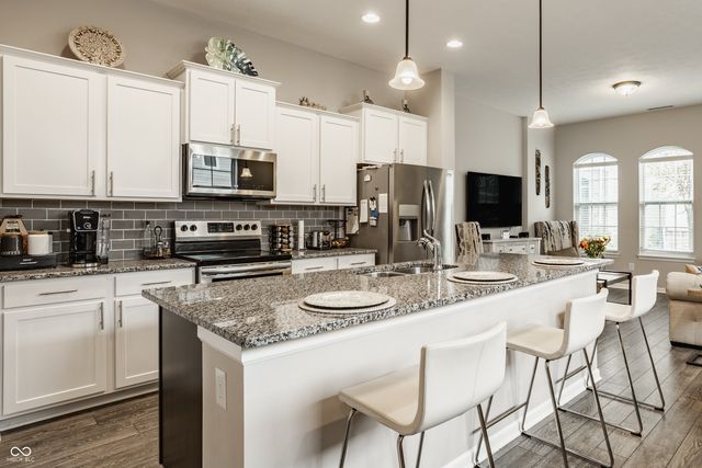 13276 E Lieder Way, Fishers, IN 46037