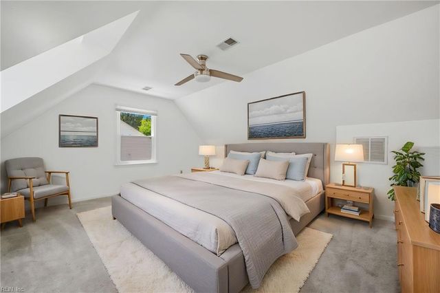 1113 Crystalwood CIR, Chesapeake, VA 23320