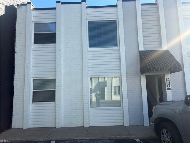913 Pacific Ave Apt A, Virginia Beach, VA 23451
