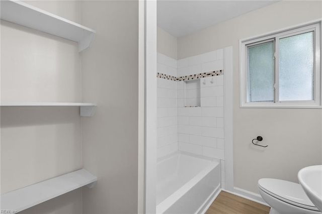 412 Lineberry RD, Virginia Beach, VA 23452