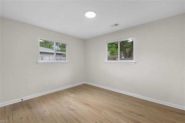 412 Lineberry RD, Virginia Beach, VA 23452