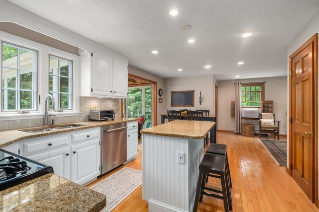 2 Angelo Way, Franklin, MA 02038